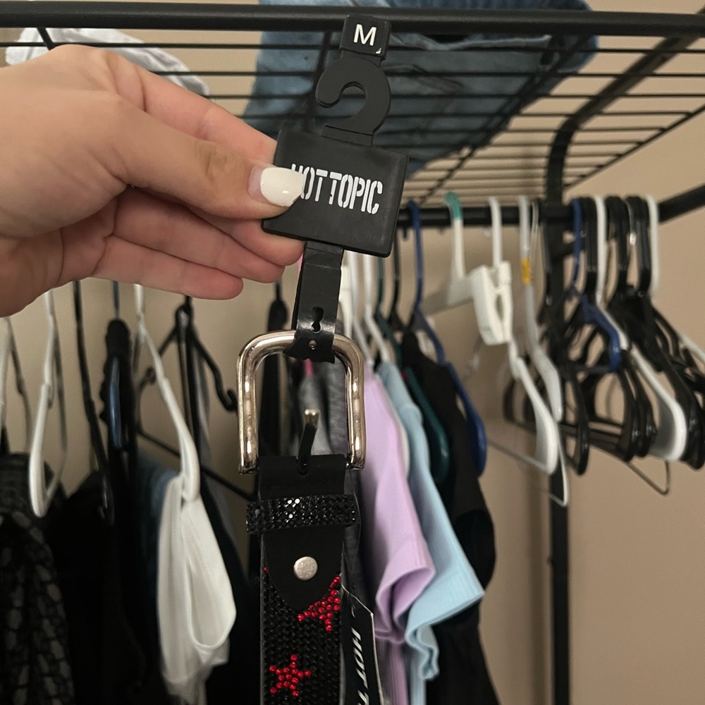 belt with red diamond stars from hot topic